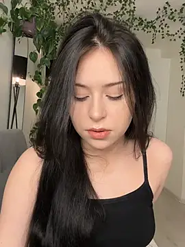 Snapshot of _SweetCandyy chatting on 12.15.24 SweetCandyy online show from 12.15.24