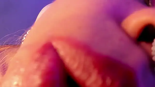 delilah fix online show from 09.20.25