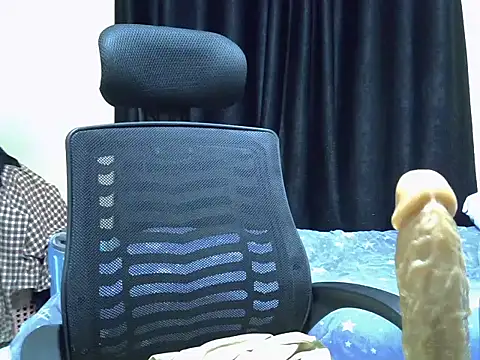 Snapshot of Horny-slut_ chatting on 07.16.26 Horny-slut online show from 07.16.26