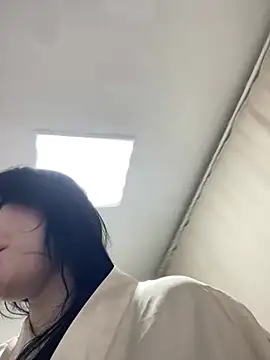 LeilaLow online show from 03.06.25