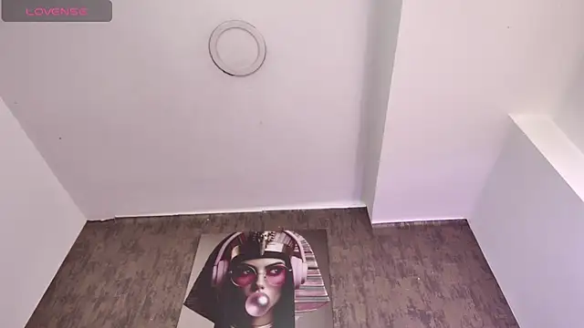 nicole  parker1 online show from 09.27.25