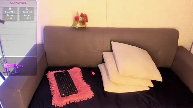 karina gomez 18 online show from 10.31.25