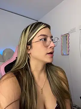 Issabela G1 online show from 05.29.26