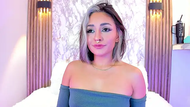 Snapshot of Nanda_Vixen chatting on 02.23.25 Nanda Vixen online show from 02.23.25