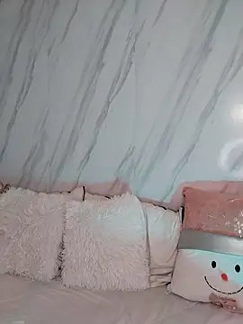 Nanda Vixen online show from 12.13.25