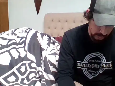 Curved4Pleasure online show from 03.04.25