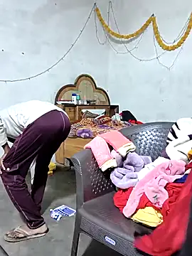 Lily Baby  online show from 12.21.25