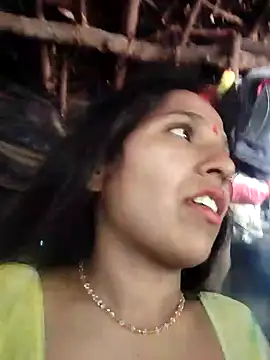 Snapshot of Cut_rajni chatting on 12.13.24 Cut rajni online show from 12.13.24