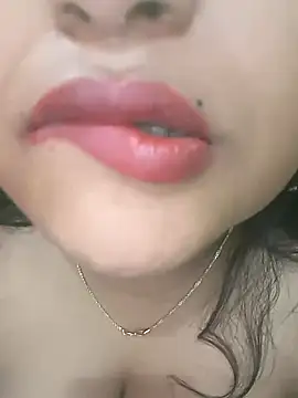 Snapshot of Ashwini_Gowda_91 chatting on 01.05.25 Ashwini Gowda 91 online show from 01.05.25