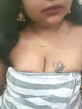 Snapshot of Ashwini_Gowda_91 chatting on 01.05.25 Ashwini Gowda 91 online show from 01.05.25