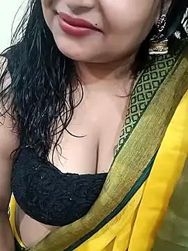 Snapshot of Ashwini_Gowda_91 chatting on 02.12.25 Ashwini Gowda 91 online show from 02.12.25