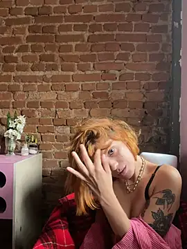 spacegirlll online show from 02.22.26