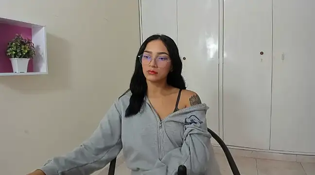 ASIAM BRUNET online show from 03.13.25