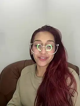 Snapshot of julialupato1606 chatting on 02.17.25 julialupato1606 online show from 02.17.25