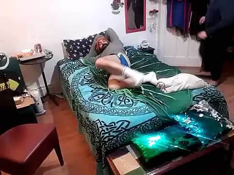 Snapshot of lextalon chatting on 12.02.24 lextalon online show from 12.02.24