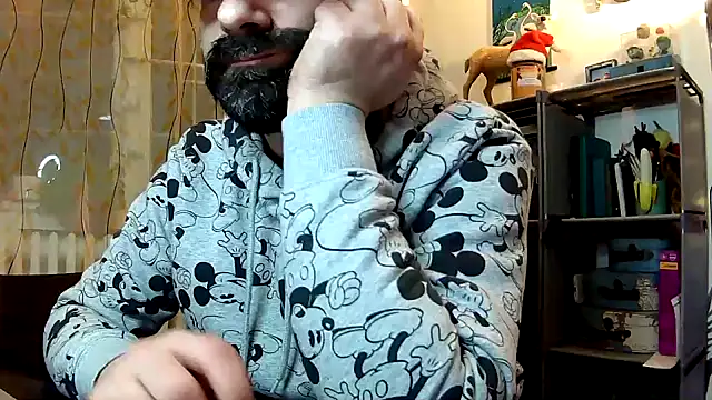 Snapshot of lextalon chatting on 12.20.24 lextalon online show from 12.20.24