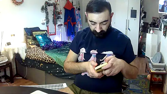 Snapshot of lextalon chatting on 01.05.25 lextalon online show from 01.05.25