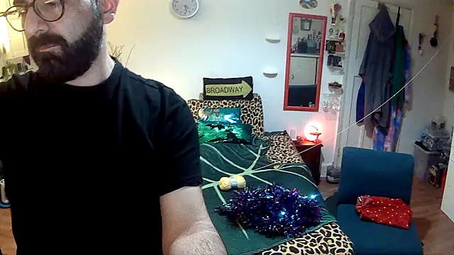 Snapshot of lextalon chatting on 01.10.25 lextalon online show from 01.10.25