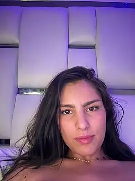 Snapshot of Maddy_Rouse_ chatting on 01.06.25 Maddy Rouse online show from 01.06.25