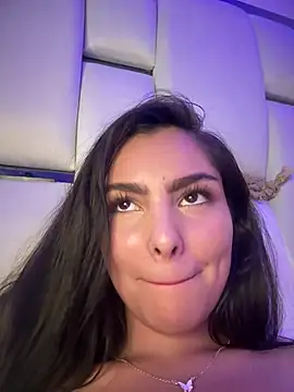 Snapshot of Maddy_Rouse_ chatting on 01.11.25 Maddy Rouse online show from 01.11.25