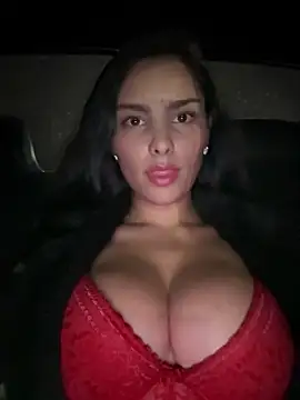 Snapshot of Maddy_Rouse_ chatting on 01.29.25 Maddy Rouse online show from 01.29.25