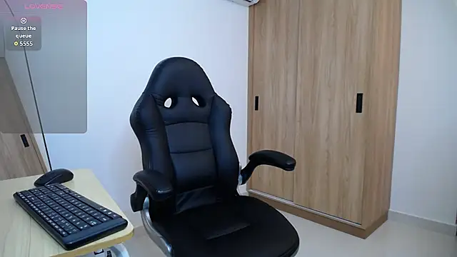 karoll marquez online show from 11.06.25