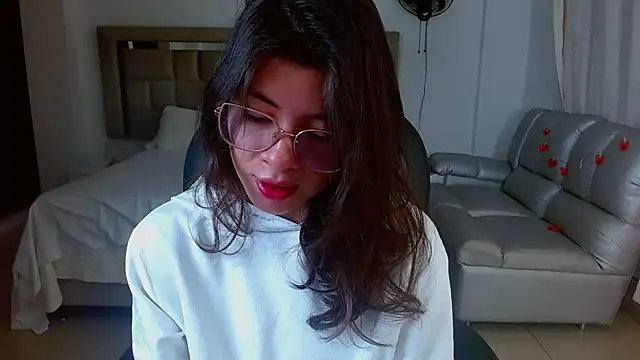 zoecruzz online show from 03.24.26