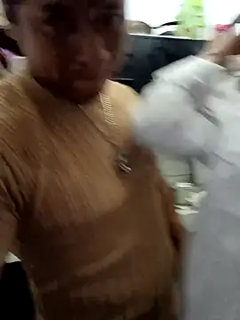 chicafresaxx online show from 12.29.24