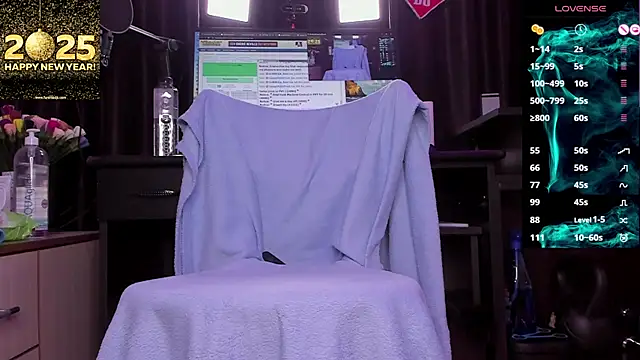 Raissa sky26 online show from 01.04.25