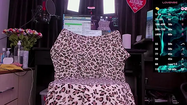 Raissa sky26 online show from 03.01.26