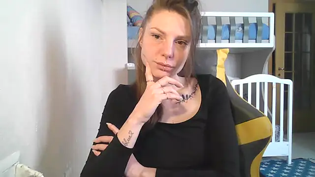 Feli blue online show from 01.10.25