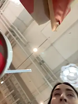 Holly Play online show from 01.31.25