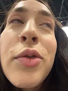 Holly Play online show from 02.06.26