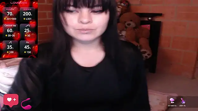 Snapshot of Valerydirty_dark chatting on 12.03.24 Valerydirty dark online show from 12.03.24