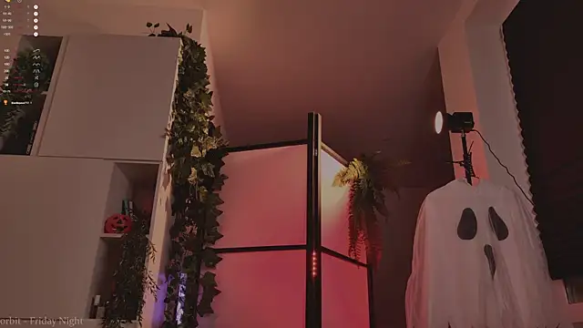 MichaellaMoon online show from 10.31.25