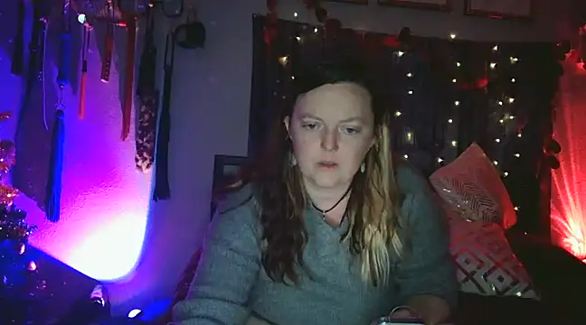 Snapshot of Lyrann89 chatting on 01.26.25 Lyrann89 online show from 01.26.25