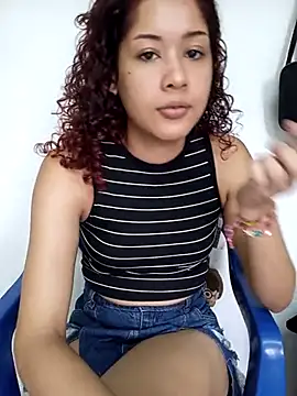 Snapshot of Caccau_scorpion chatting on 02.26.25 Caccau scorpion online show from 02.26.25