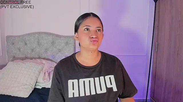 Isa squirt1 online show from 10.10.25