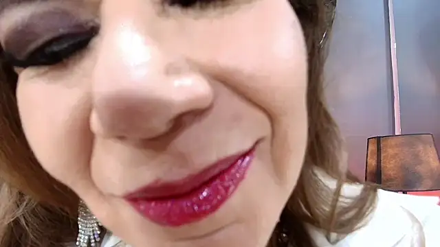 MelaniaKnauss online show from 02.25.25