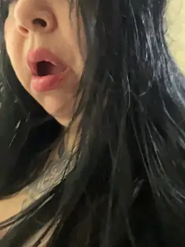 Snapshot of eva_sexx69 chatting on 04.19.26 eva sexx69 online show from 04.19.26
