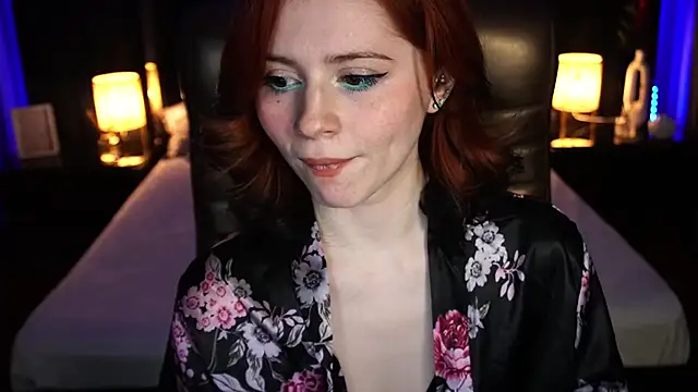 Snapshot of Sasha_Exclusive chatting on 02.21.25 Sasha Exclusive online show from 02.21.25