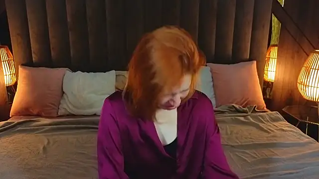 Snapshot of Sasha_Exclusive chatting on 09.25.25 Sasha Exclusive online show from 09.25.25