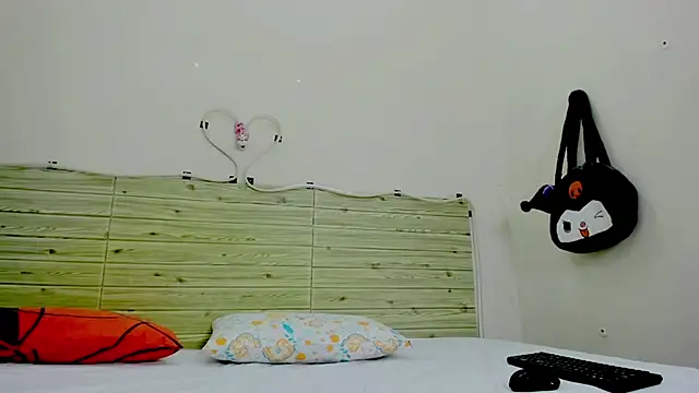 Evil Queen13 online show from 12.04.25