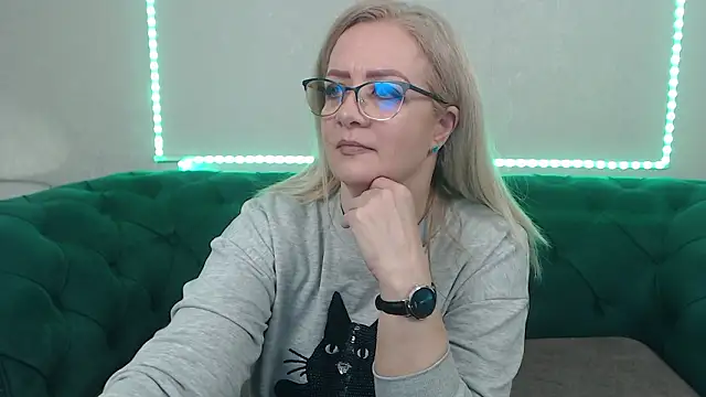 IvanaCharm online show from 03.20.26