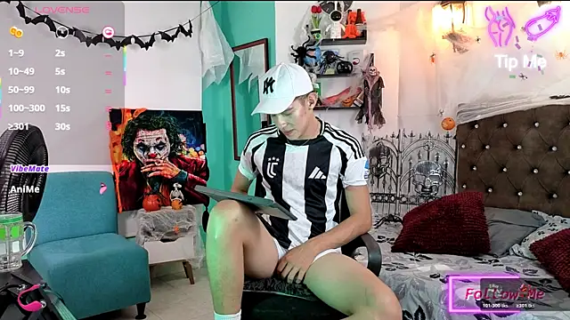 flowers18 online show from 10.23.25