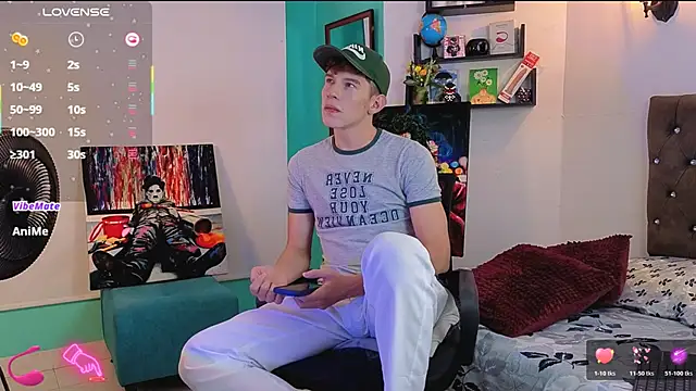 Snapshot of flowers18 chatting on 02.05.26 flowers18 online show from 02.05.26