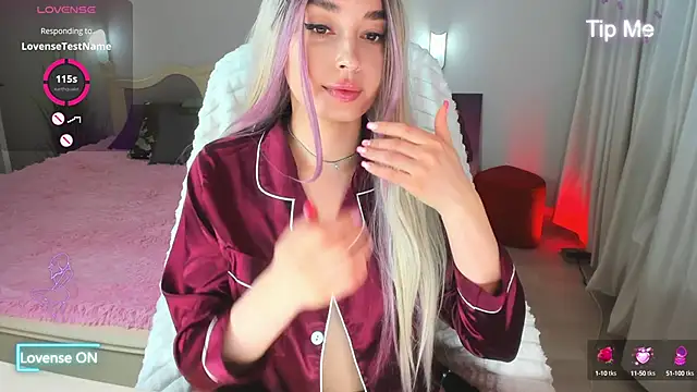 Miss Elia online show from 01.29.25