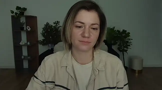 Snapshot of MariaSttone chatting on 01.26.25 MariaSttone online show from 01.26.25