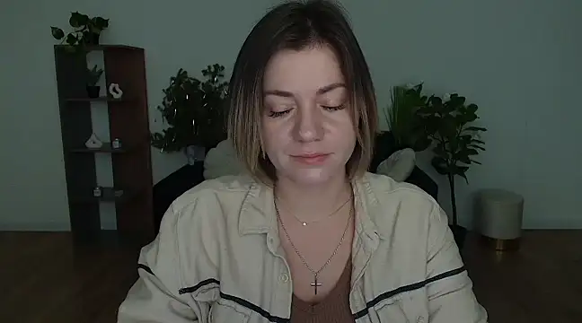 Snapshot of MariaSttone chatting on 01.27.25 MariaSttone online show from 01.27.25