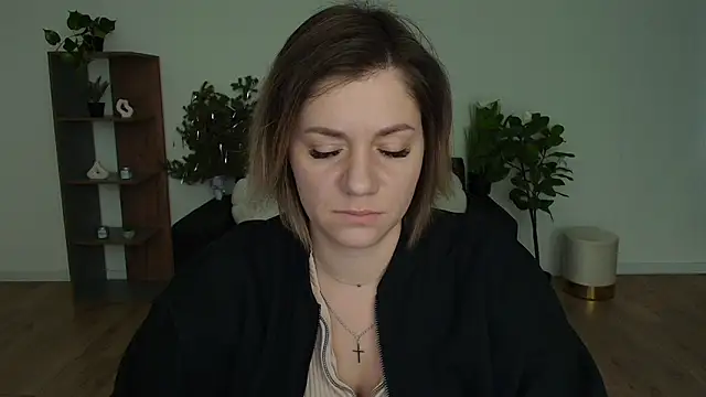 Snapshot of MariaSttone chatting on 02.06.25 MariaSttone online show from 02.06.25